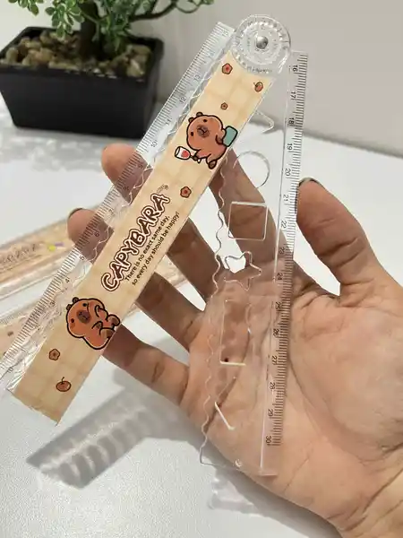 Regla expandible Capibara