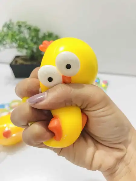 Squishy Pollitos Ojones